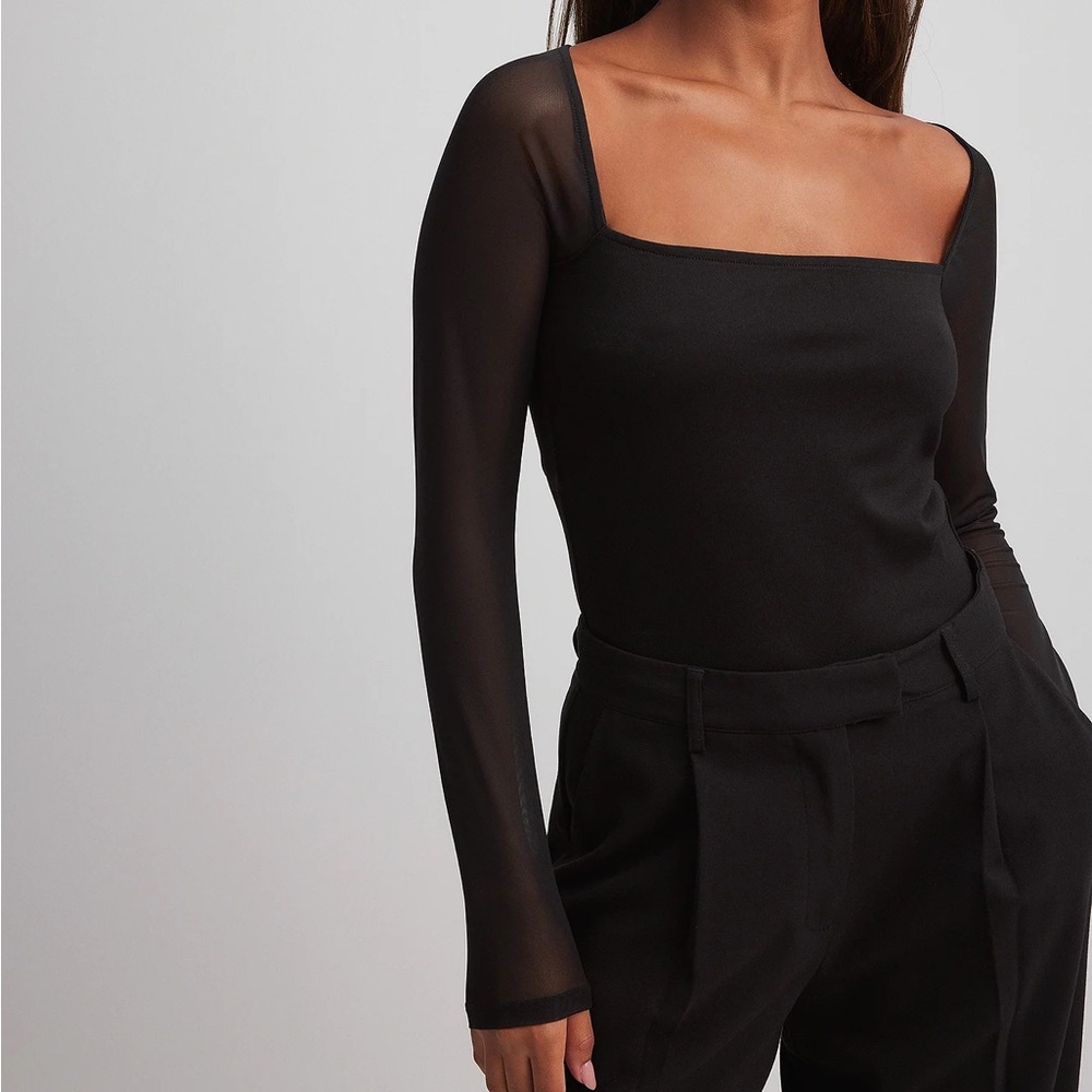 NA-KD Party Square Neck Mesh Top